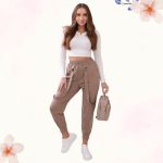 FLOOW - PUNTO női nadrág dekor kantárszalaggal - karamell színben