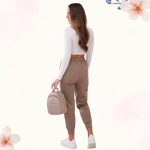 FLOOW - PUNTO női nadrág dekor kantárszalaggal - karamell színben